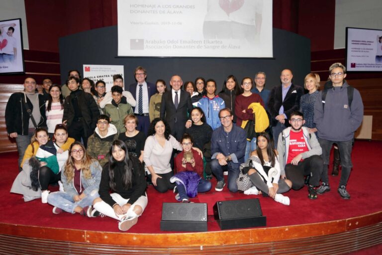 Emaile Handiei Omenaldia 2019